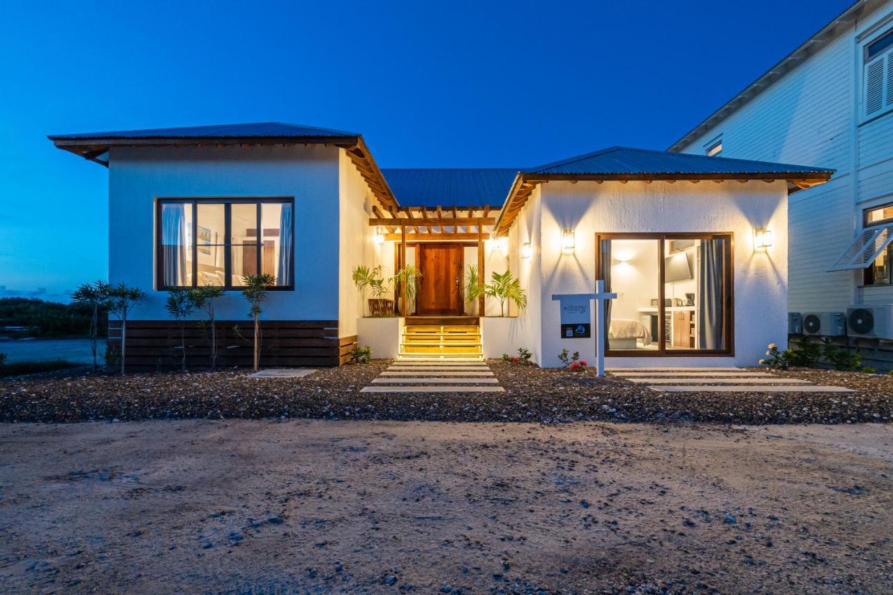Conch Shell Cottage And The Poolclub At Mahogany Bay! San Pedro  Exterior photo